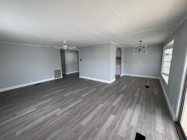 1982 TWIN Manufactured Home