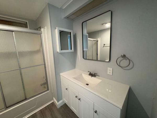 1982 TWIN Manufactured Home