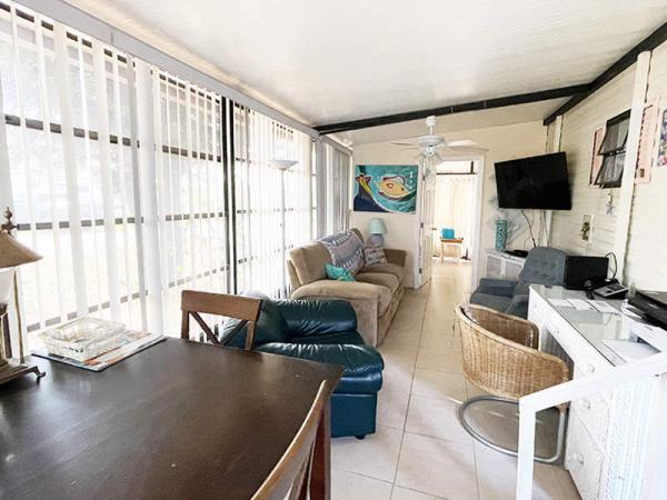 1983 Mall Manufactured Home