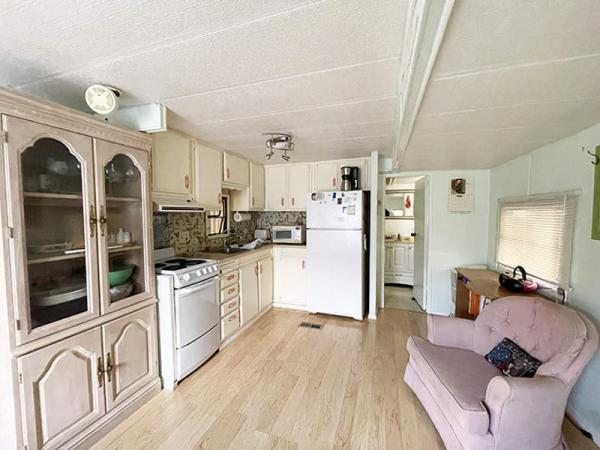 1983 Mall Manufactured Home