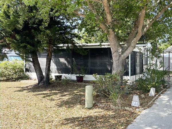 1983 Mall Manufactured Home