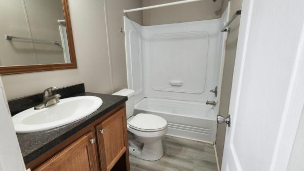 2015 Fleetwood Anniversary Mobile Home