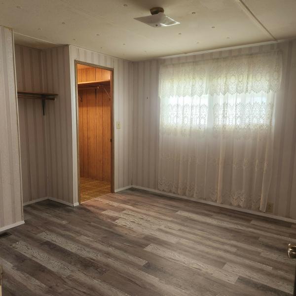 1970 Brookwood n/a Mobile Home