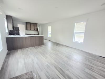 Photo 4 of 7 of home located at 10450 6 Mile Rd 181 Battle Creek, MI 49014