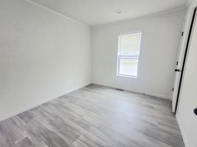 Photo 5 of 7 of home located at 10450 6 Mile Rd 181 Battle Creek, MI 49014