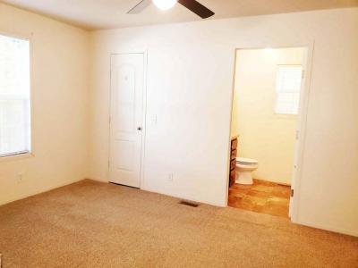 Photo 5 of 10 of home located at 10450 6 Mile Rd 38 Battle Creek, MI 49014