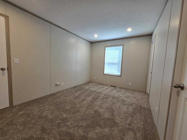 2025 Clayton-Wakarusa Mobile Home