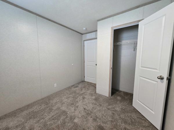 2025 Clayton-Wakarusa Mobile Home