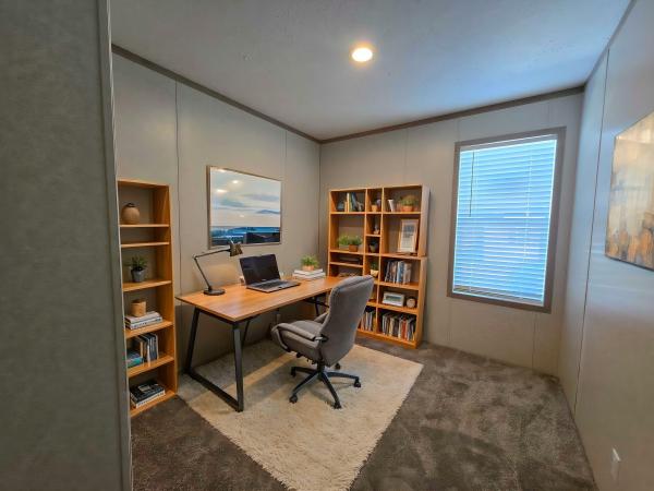 2025 Clayton-Wakarusa Mobile Home