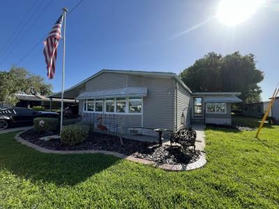 Photo 2 of 11 of home located at 108 Woodland Drive Leesburg, FL 34788