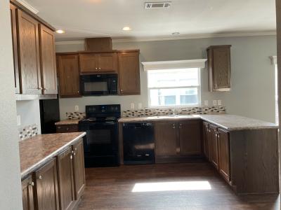 Photo 4 of 11 of home located at 319 Lookout Ridge Lp San Marcos, TX 78666