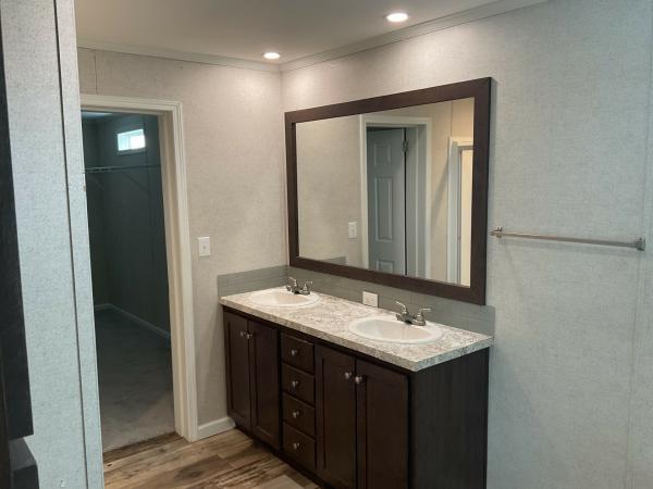 2019 Champion 04CHG-CH2856A Mobile Home