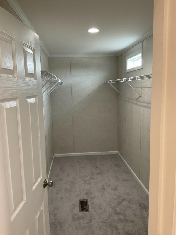 2019 Champion 04CHG-CH2856A Mobile Home