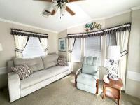 2010 Park Manufactured Home
