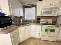 2010 Park Manufactured Home
