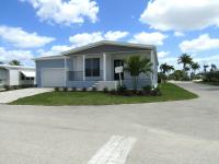 2026 Skyline/CHAMPION HOME BUILDERS LE 5081A Mobile Home