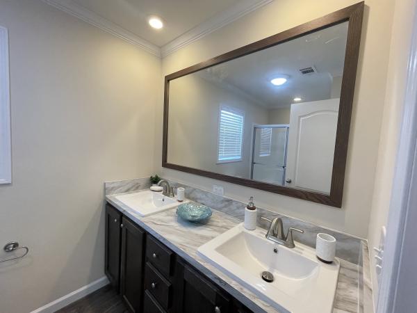 2023 Clayton 27SUN28562B Mobile Home