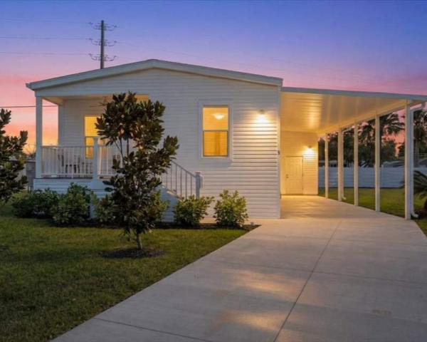 Photo 1 of 2 of home located at 9 Tanglewood Ave. Port Orange, FL 32127