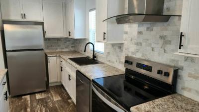 Photo 4 of 21 of home located at 6776 Townsend Rd., #36 Jacksonville, FL 32244