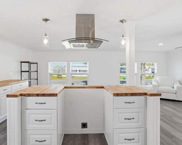 1975 TWIN Manufactured Home