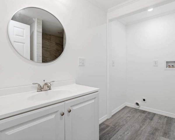 1975 TWIN Manufactured Home