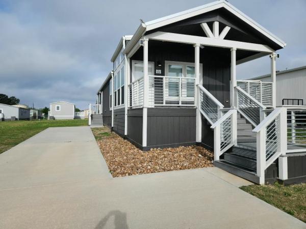 2023 Oak Creek Mobile Home For Sale