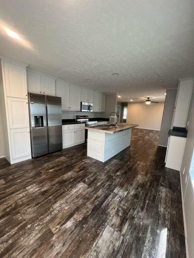 Mobile Home at 1397 Howlin Wolf Cr N Memphis, TN 38127