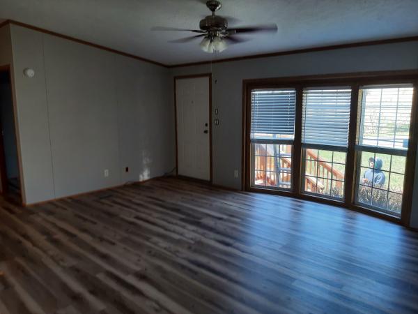 2002 SKYLINE B681-CT  Home