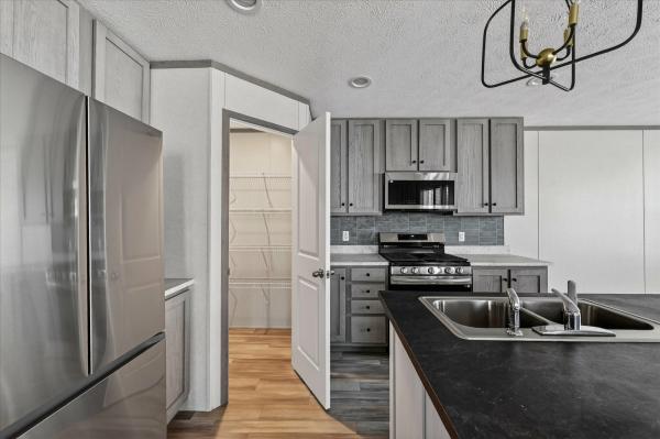 2025 Clayton 182 Pulse  Home