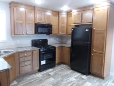 Photo 4 of 9 of home located at 5001 South Ave Lot 122 Toledo, OH 43615