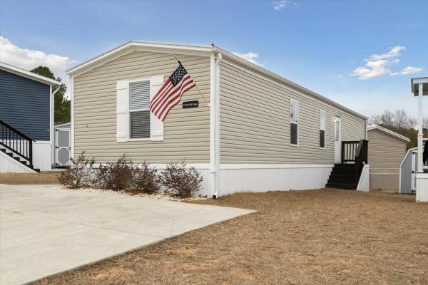 2023 Hamilton Topeka  Home