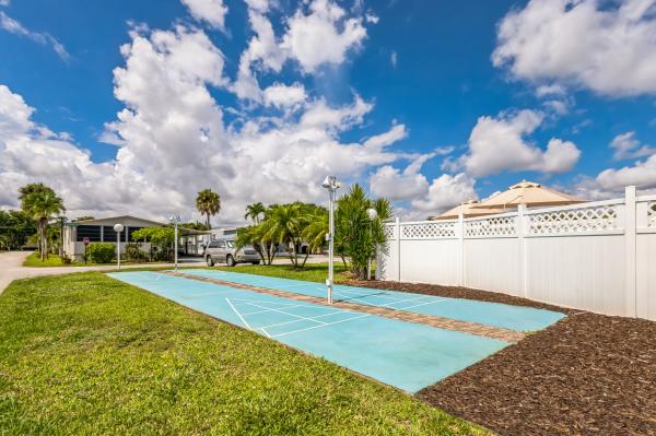 Photo 1 of 2 of home located at 1803 Mariner Pl Lot #50 Deerfield Beach, FL 33442