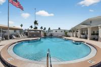 2013 Champion Manufactured Home