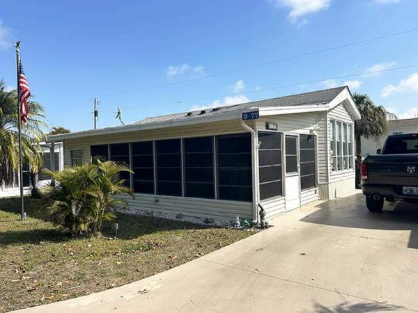 Photo 1 of 2 of home located at 25501 Trost Blvd. 09-77 Bonita Springs, FL 34135