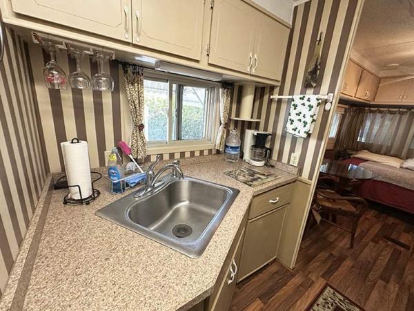 1986 kropf Manufactured Home