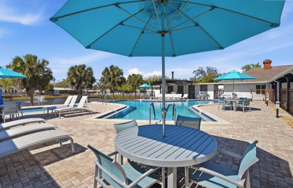 1980 Palm Harbor Manufactured Home