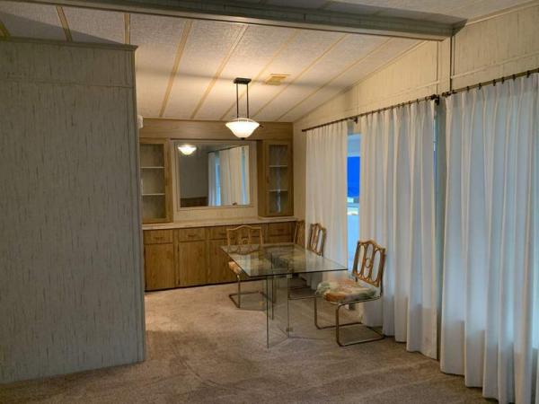 1985 TWIN Manufactured Home