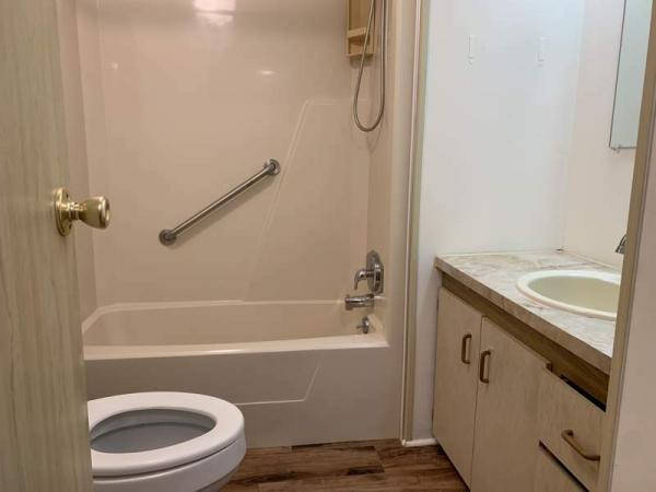 1985 TWIN Manufactured Home