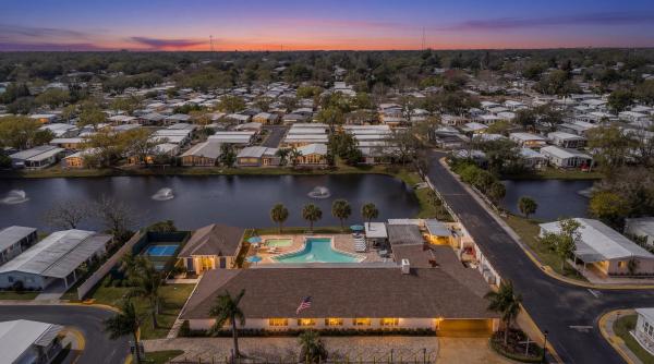 1985 TWIN Manufactured Home