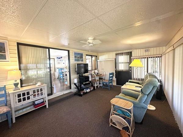 1987 Bay Manufactured Home