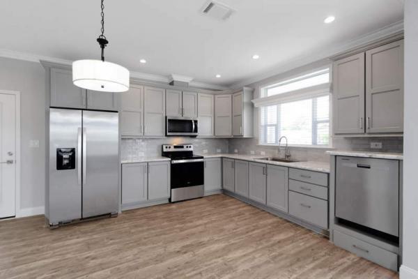Photo 1 of 2 of home located at 4438 Lady Beverlee Court South Lot #73 Boynton Beach, FL 33436