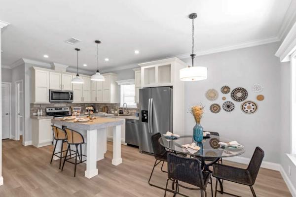 Photo 1 of 2 of home located at 4340 Kings Drive Lot #469 Boynton Beach, FL 33436