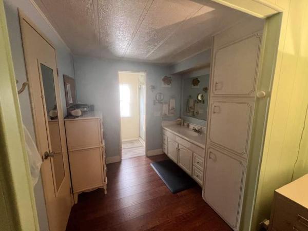 1979 Miller Manufactured Home