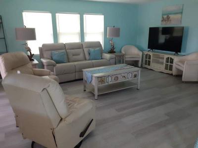 Mobile Home at 286 Apricot St Bradenton, FL 34207