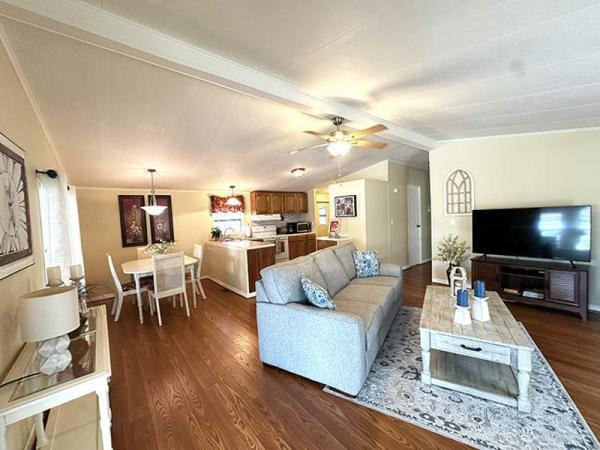 1986 Redm Manufactured Home