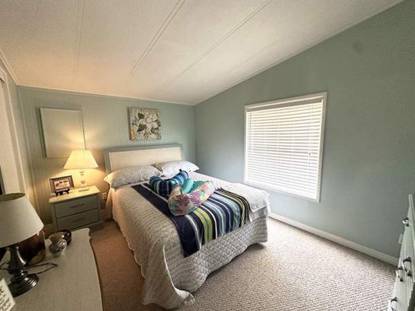1986 Redm Manufactured Home