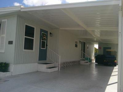 Photo 4 of 8 of home located at 338 Avocado St Bradenton, FL 34207