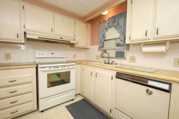 1980 GLEN Mobile Home