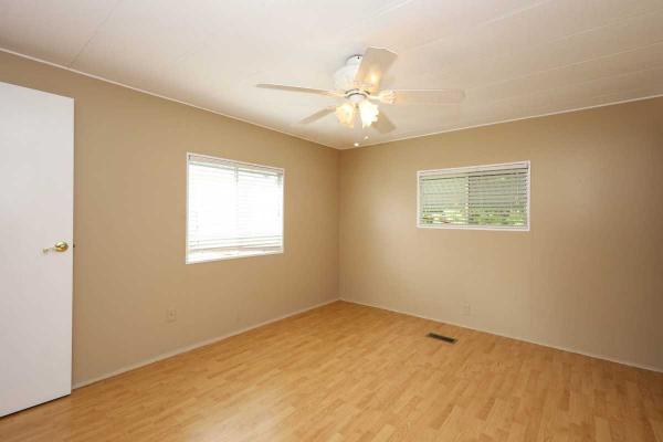 1981 TWIN Mobile Home