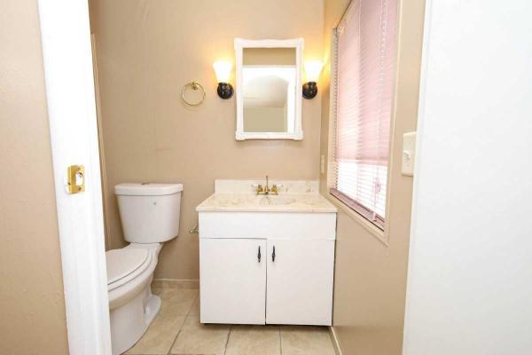 1981 TWIN Mobile Home